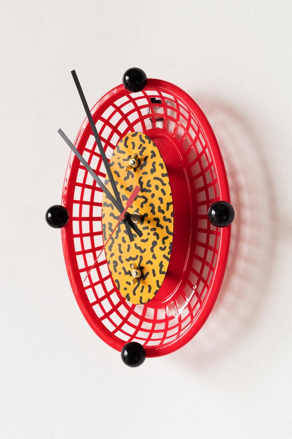 HOT DOGG CLOCK, 2017 (Yellow)