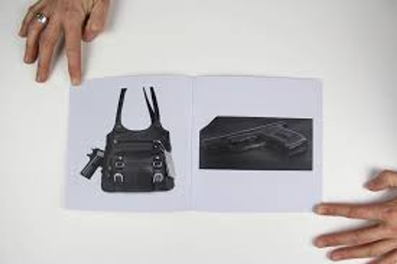 Gun Purse thumbnail 2